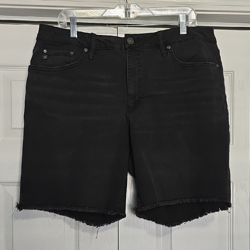 🆕️ Seven7 Relaxed Bermuda Black Shorts
